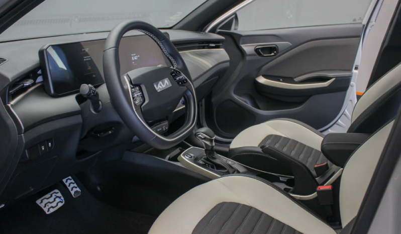 Kia K3 Cross lleno